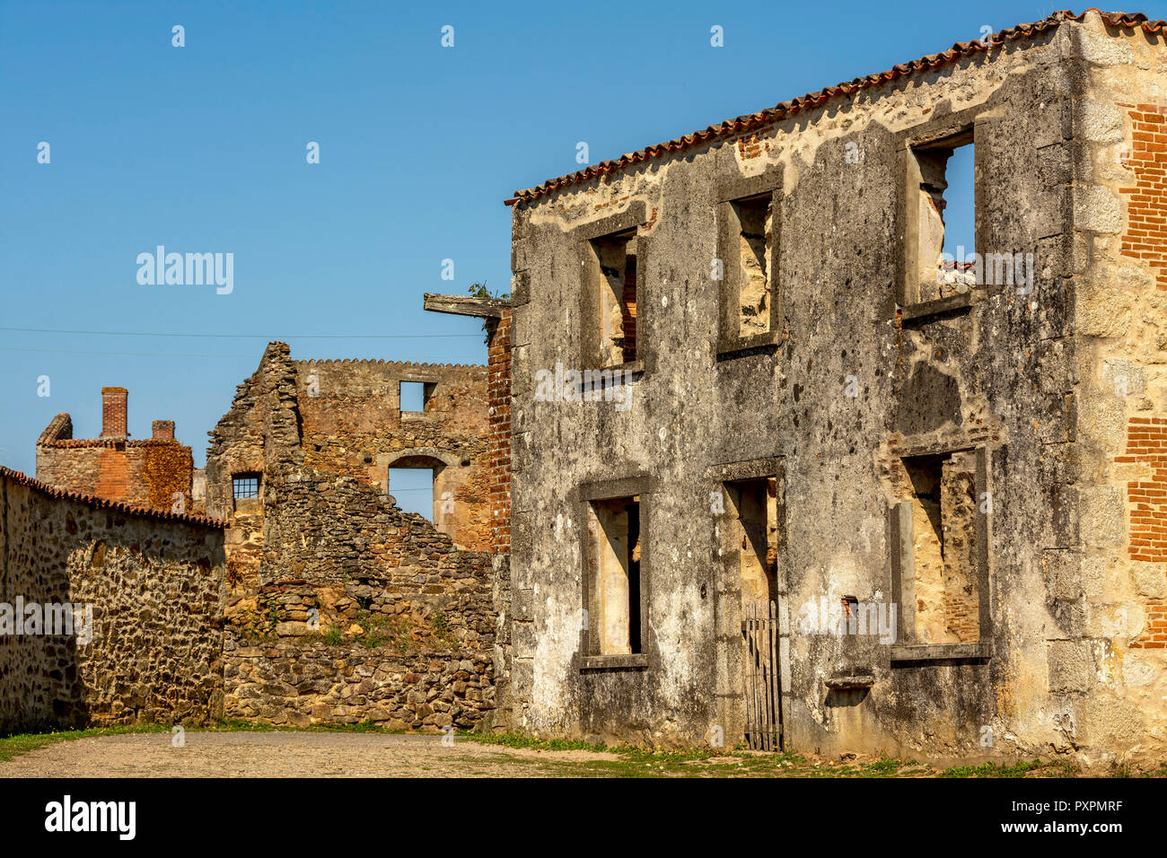 Oradour-sur-Glane, das Dorf Ruinen während des Zweiten Weltkrieges Juni 10, Haute-Vienne zerstört, Nouvelle Aquitaine, Frankreich Stockfoto