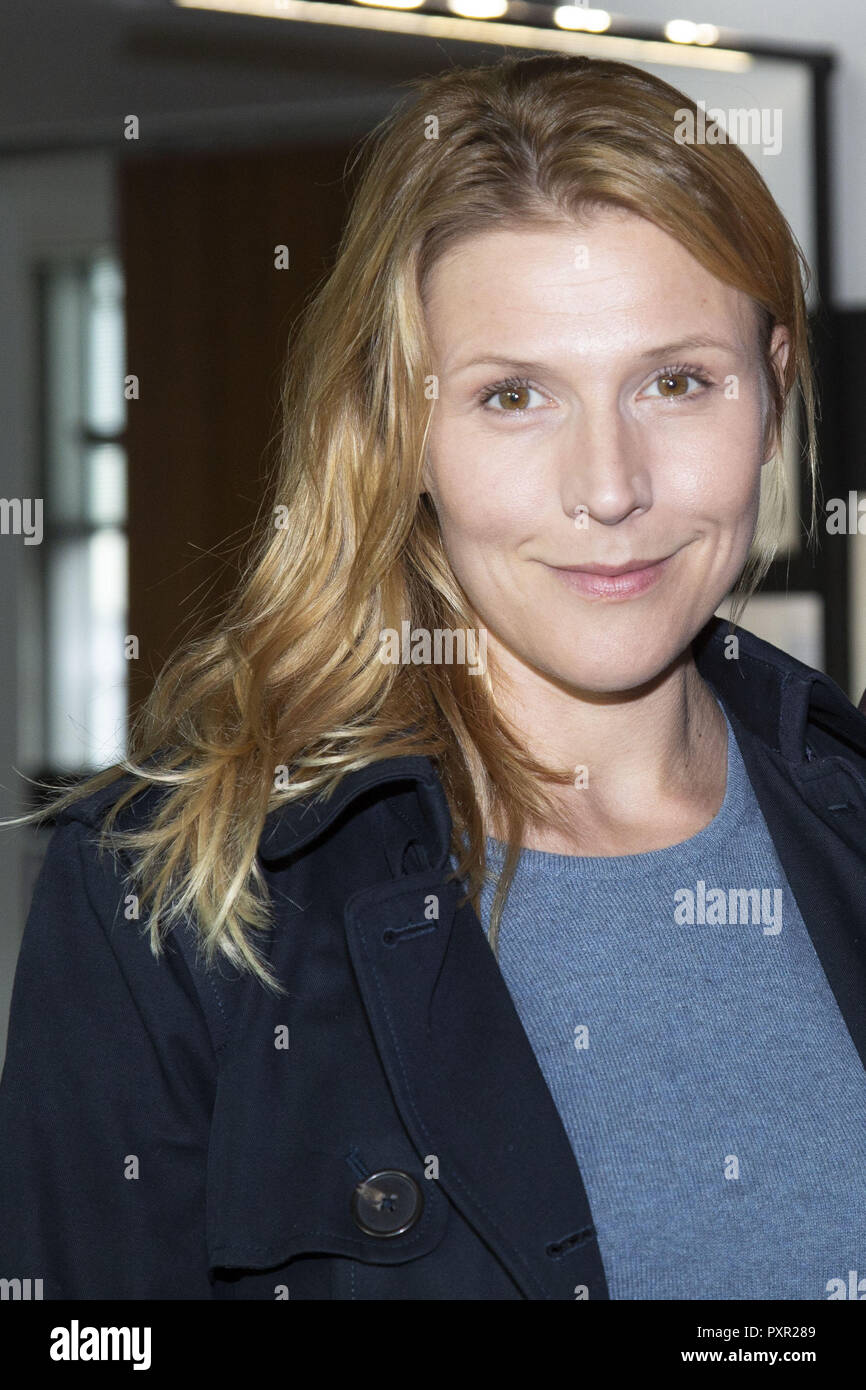 Tatort Tatort presscall mit den Schauspielern und der Crew am Set in Hamburg bietet: Franziska Weisz Wo: Hamburg, Deutschland Wann: 22 Sep 2018 Credit: Becher/WENN.com Stockfoto