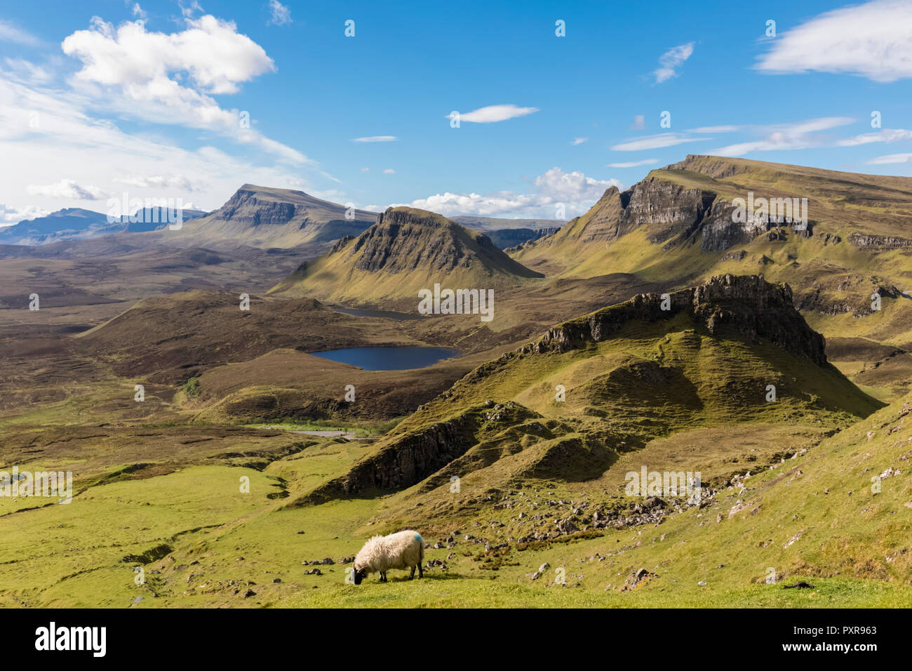 Großbritannien, Schottland, Innere Hebriden, Isle of Skye, Trotternish, Quiraing, Blick Richtung Loch Klampe Stockfoto