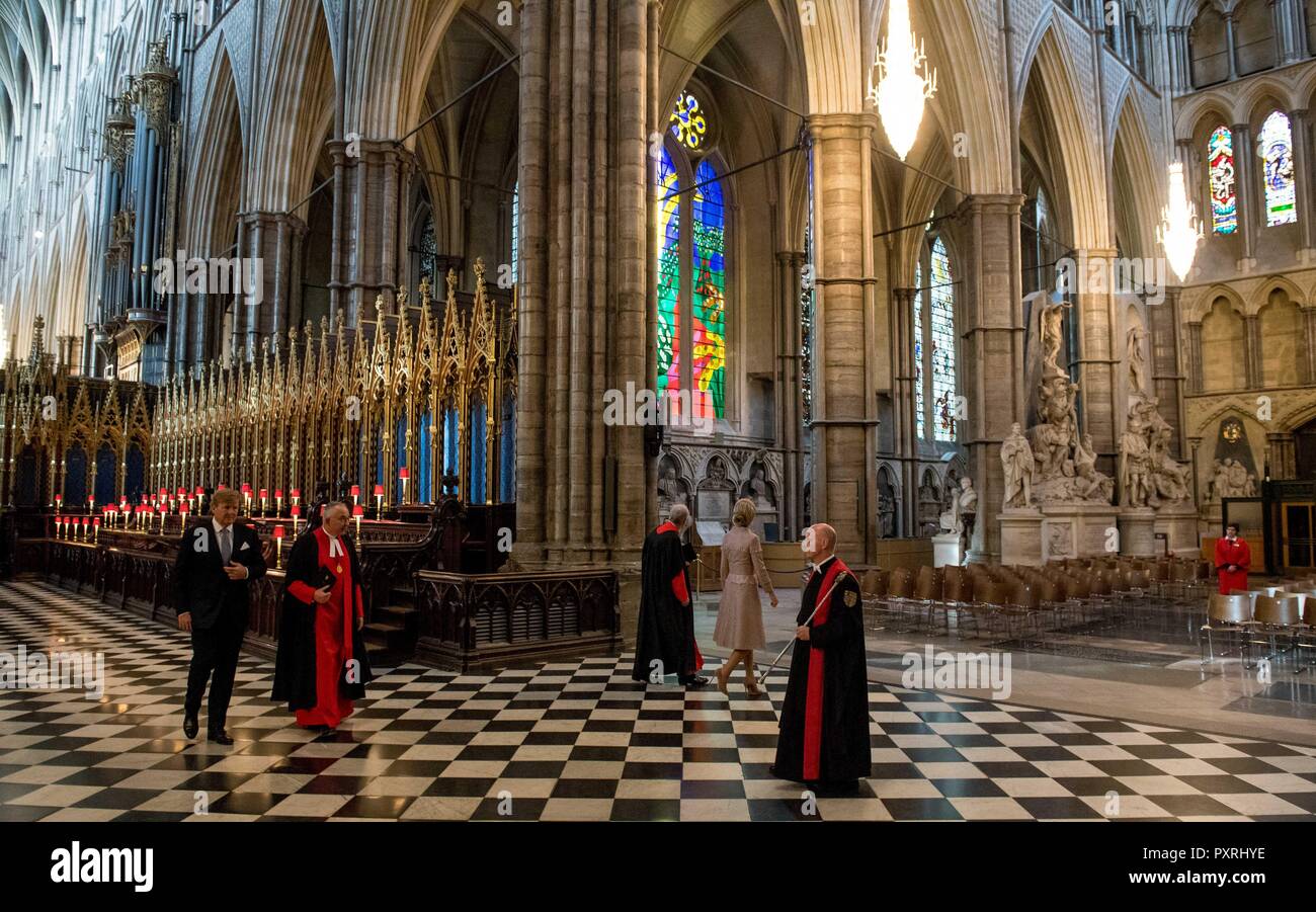 London, Großbritannien. 23. Okt 2018. König und Königin Maxima Willem-Alexander der Niederlande im Westminster Abby in Londen am 23. Oktober 2018, zu einem Rundgang in Westminster Abbey, wreathing und der Besuch des Grafen King-Stadtholder William III. und Königin Maria II. bei der 1. Eines 2 Tage Statevisit auf das Vereinigte Königreich Quelle: dpa Picture alliance/Alamy leben Nachrichten Stockfoto