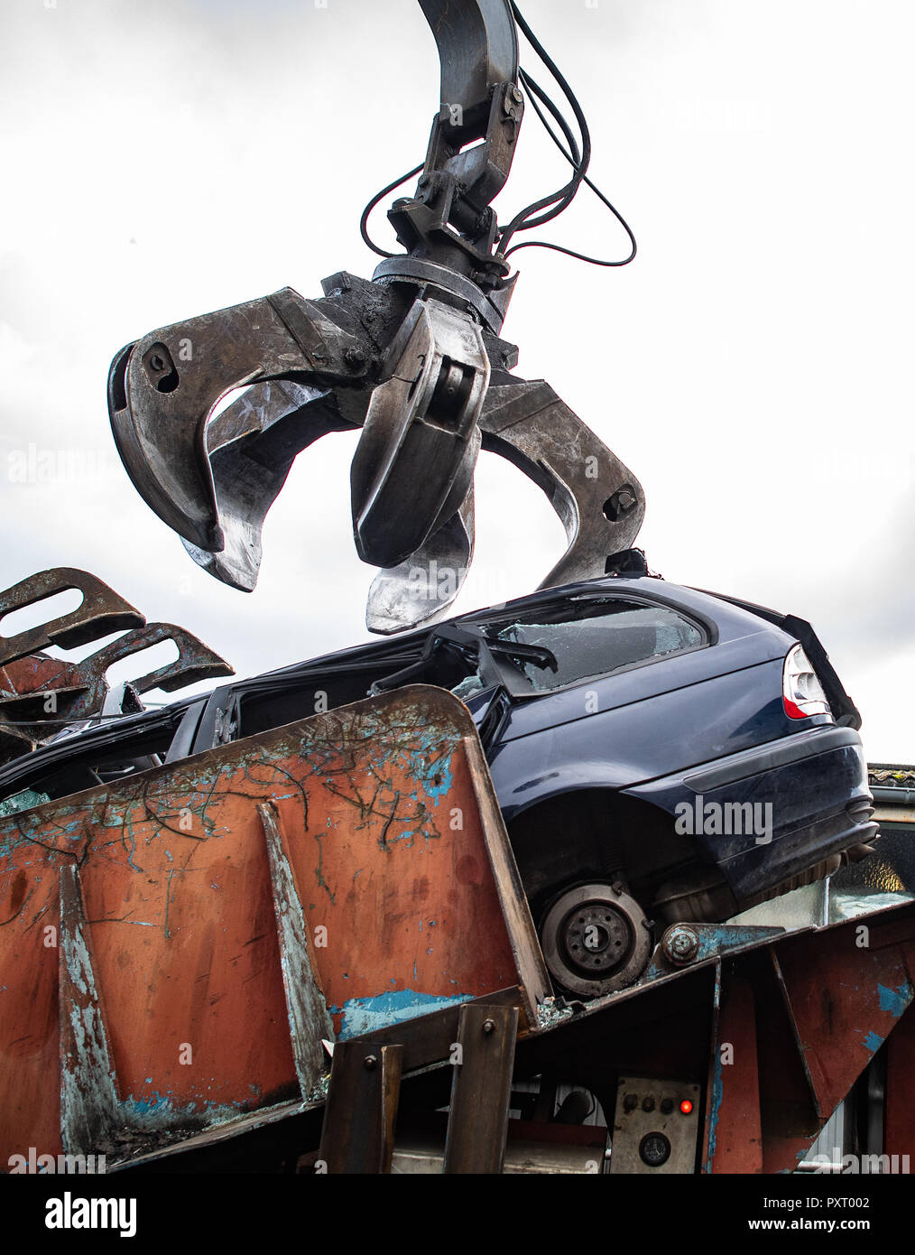 Autoverwerter autoschrott Fotos und Bildmaterial in hoher Auflösung Alamy