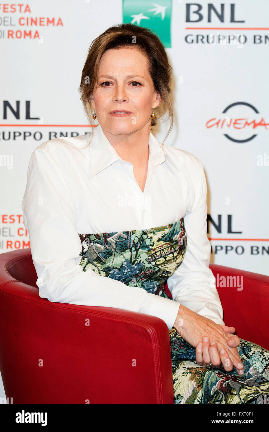 Rom, Italien. 24. Oktober, 2018. Rom, Italien. 24. Okt 2018. Sigourney Weaver besucht einen Fotoauftrag während des 13 Rom Film Fest im Auditorium Parco della Musica am 24. Oktober in Rom, Italien 2018. Credit: Geisler-Fotopress GmbH/Alamy leben Nachrichten Stockfoto