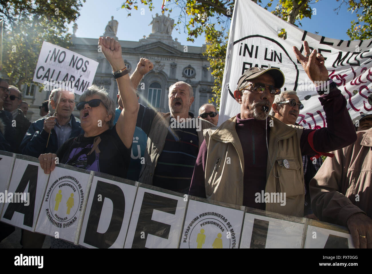 Thousands Protest in Madrid Against Evictions Following 87-Year-Old Woman's Ousting