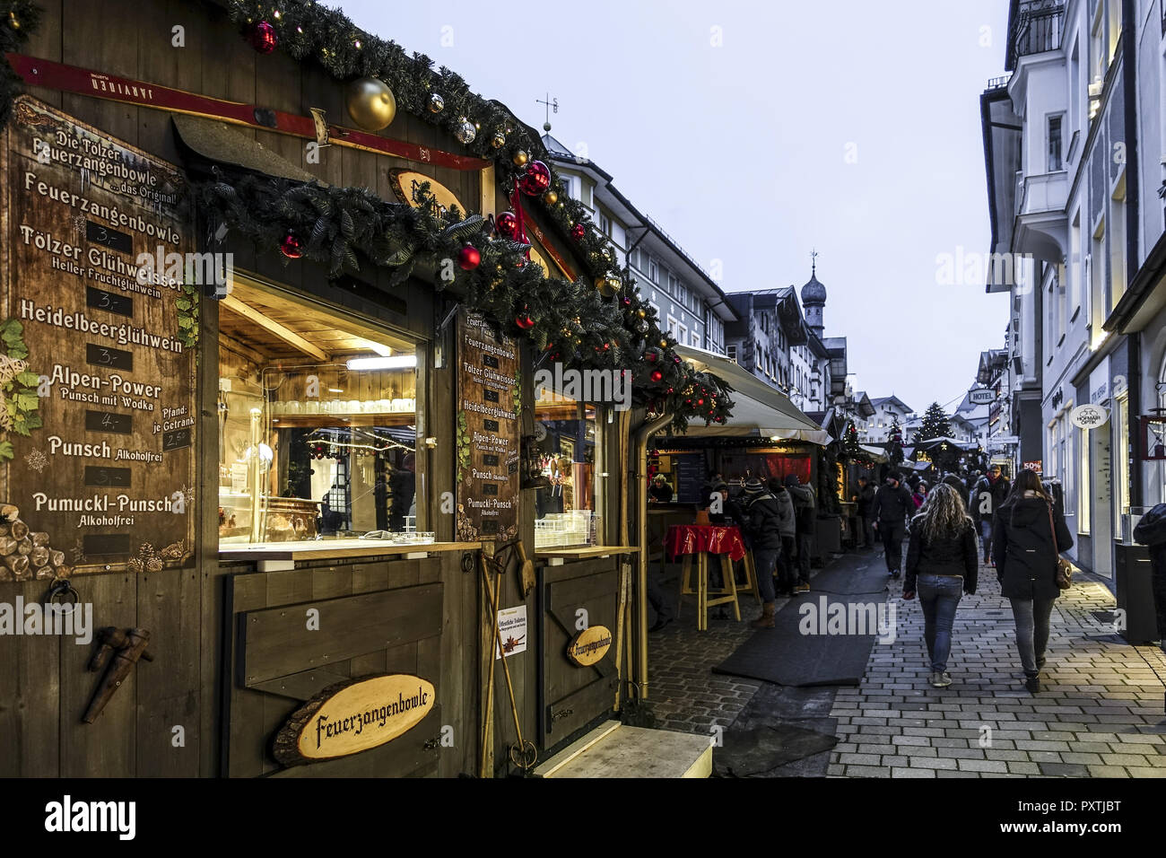 Weihnachtsmarkt in Bad Tölz, Bayern, Deutschland, Weihnachtsmarkt in Bad Tölz, Bayern, Deutschland, Christkindlmarkt, Weihnachtsmarkt, Bad Tölz, obere Stockfoto