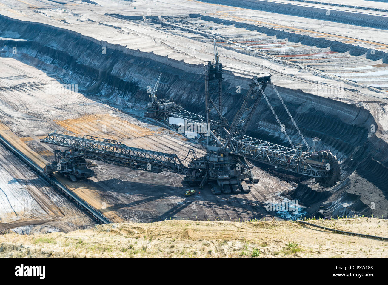 Deutschland, Garzweiler Oberfläche Mine, riesigen schaufelradbagger Stockfoto