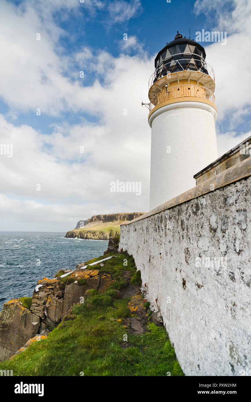 Großbritannien, Schottland, Isle of Skye, Leuchtturm am Neist Point Stockfoto