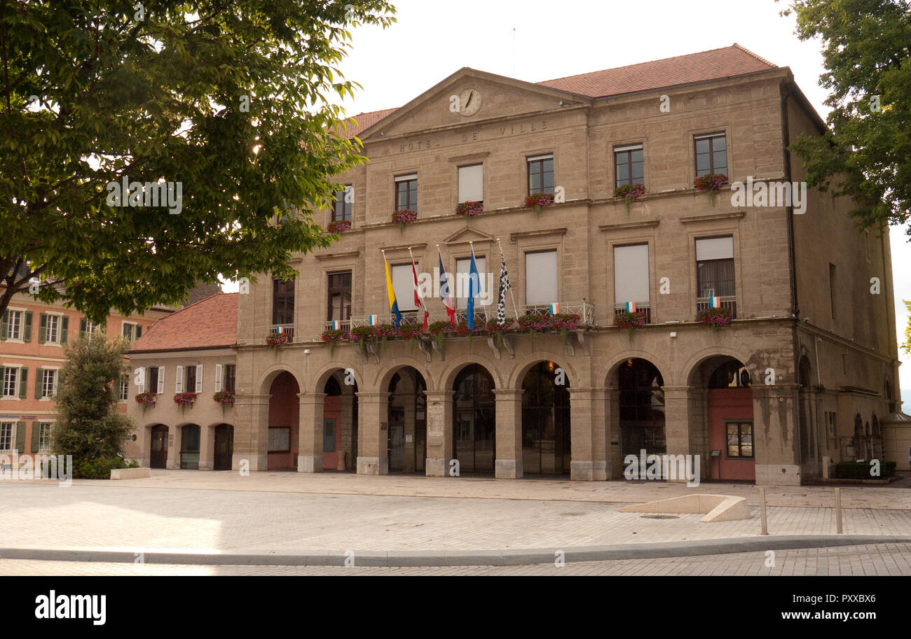 Hotel de Ville oder Rathaus an Thonon-les-Bains im Département Haute-Savoie in Frankreich an den Ufern des Genfer Sees Stockfoto