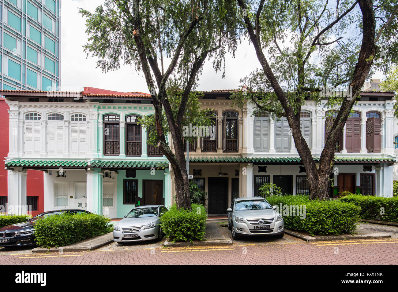 Charmante Reihe der Chinesischen Barock Geschäftshäuser im Emerald Hill Road, einen Steinwurf entfernt von der Orchard Road, Singapur entfernt. Stockfoto