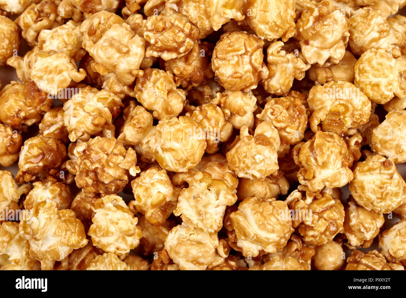 Karamell popcorn Textur, Foto im Studio. Stockfoto