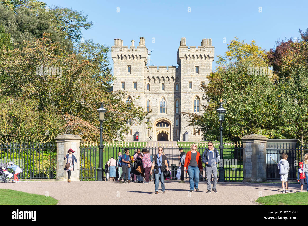 Windsor castle long walk windsor berkshire uk windsor Fotos und Bildmaterial in hoher