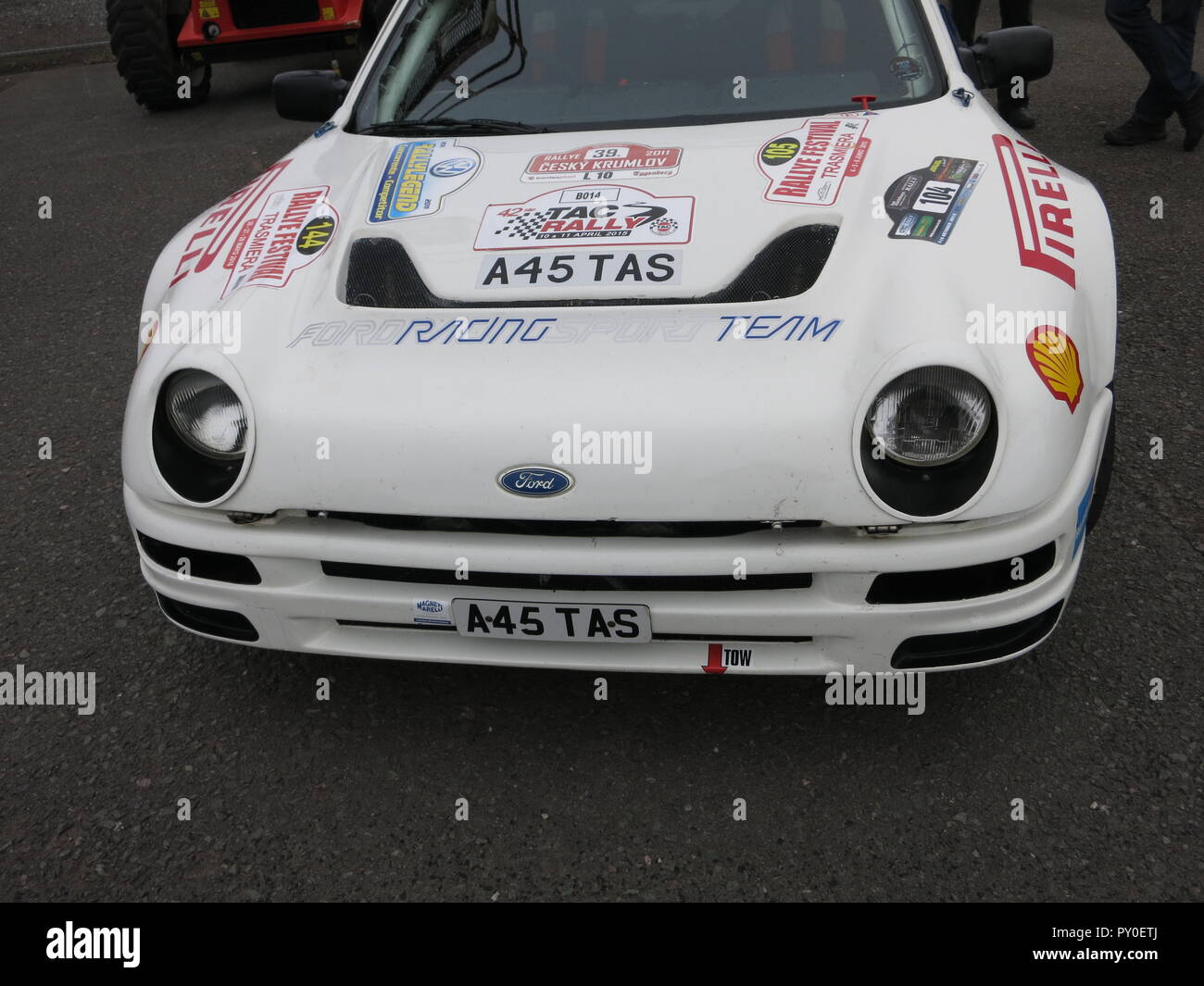 Ford Classic Cars auf der RS OWNERS CLUB National day at Donnington Park Rennstrecke Stockfoto