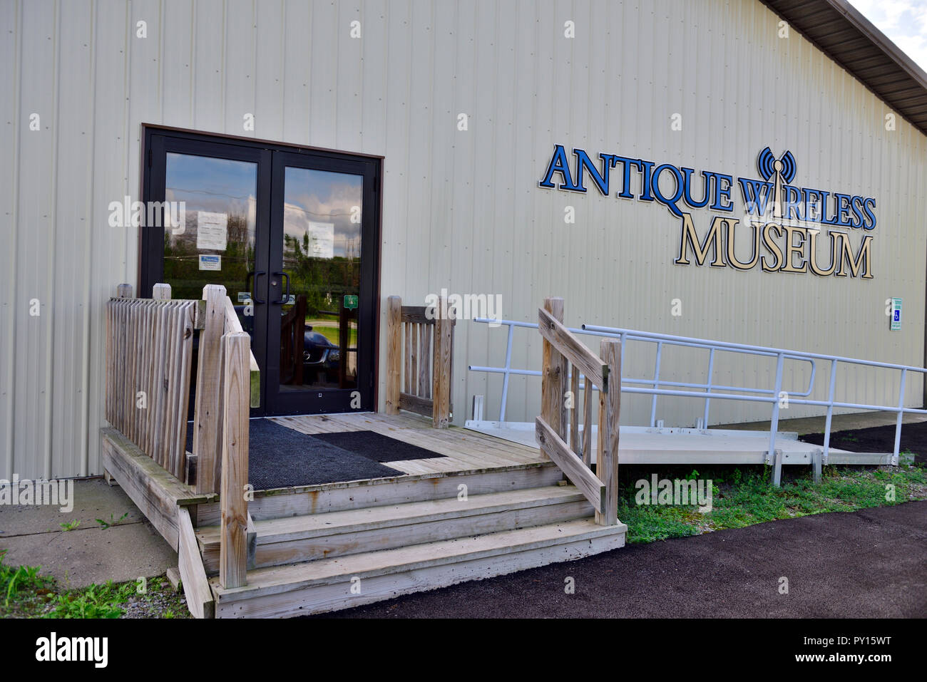 Gebäude und Zeichen der antiken Wireless Museum in Bloomfield, New York, USA. Wenig bekannt, aber tolles Museum Stockfoto