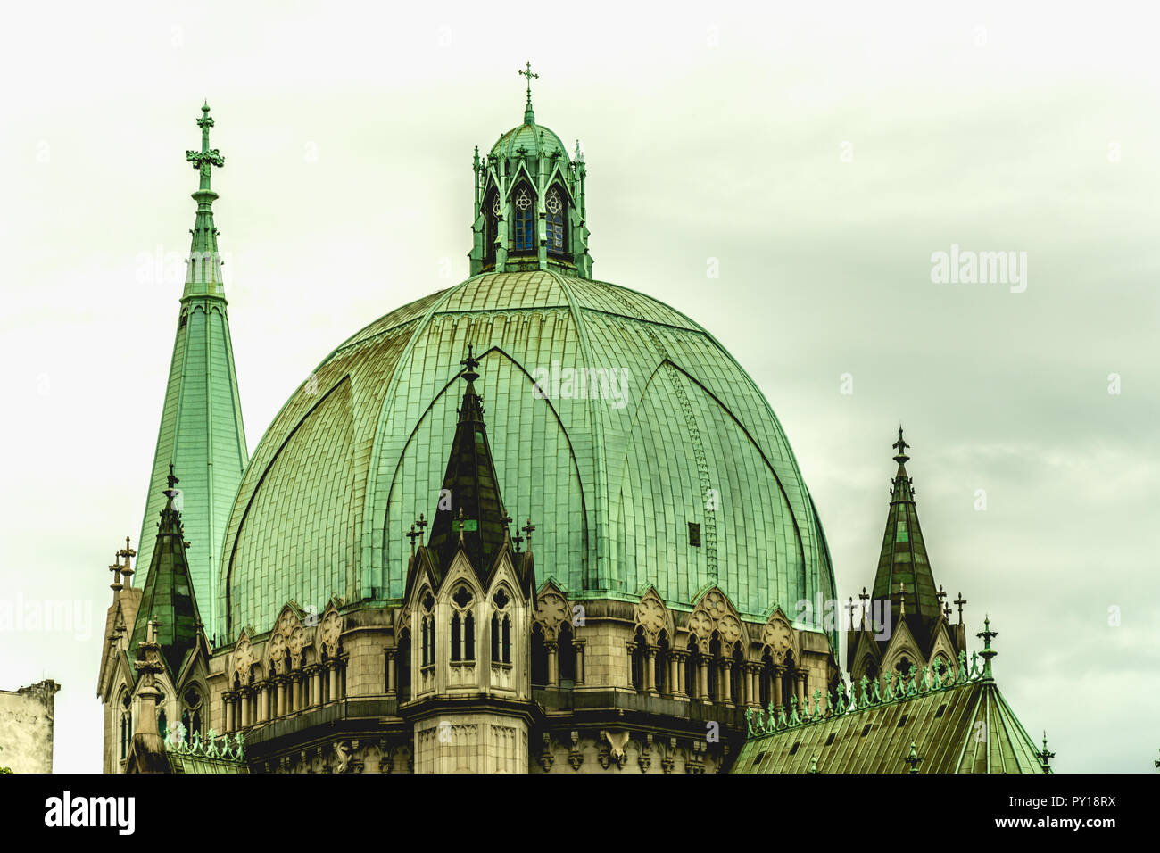 2018, September; Sao Paulo, Brasilien. Detail der Metropolitan Kathedrale (Catedral da Sé). Stockfoto