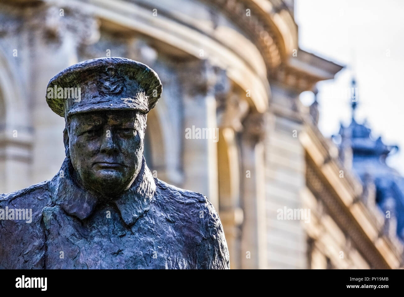 Frankreich Paris, Av. Winston Churchill, der Churchill Denkmal