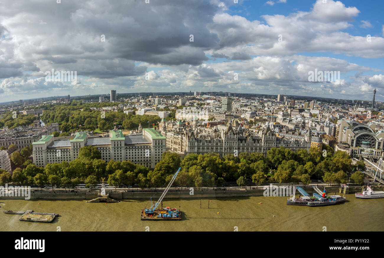 London Luftaufnahme über die Themse mit der schönen Stadt Finanz- und kulturellen Viertel Stockfoto