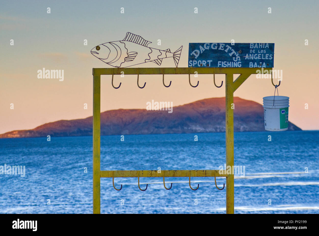 Daggets Campground bei Sonnenuntergang, Bahia de los Angeles, Baja California, Mexiko Stockfoto