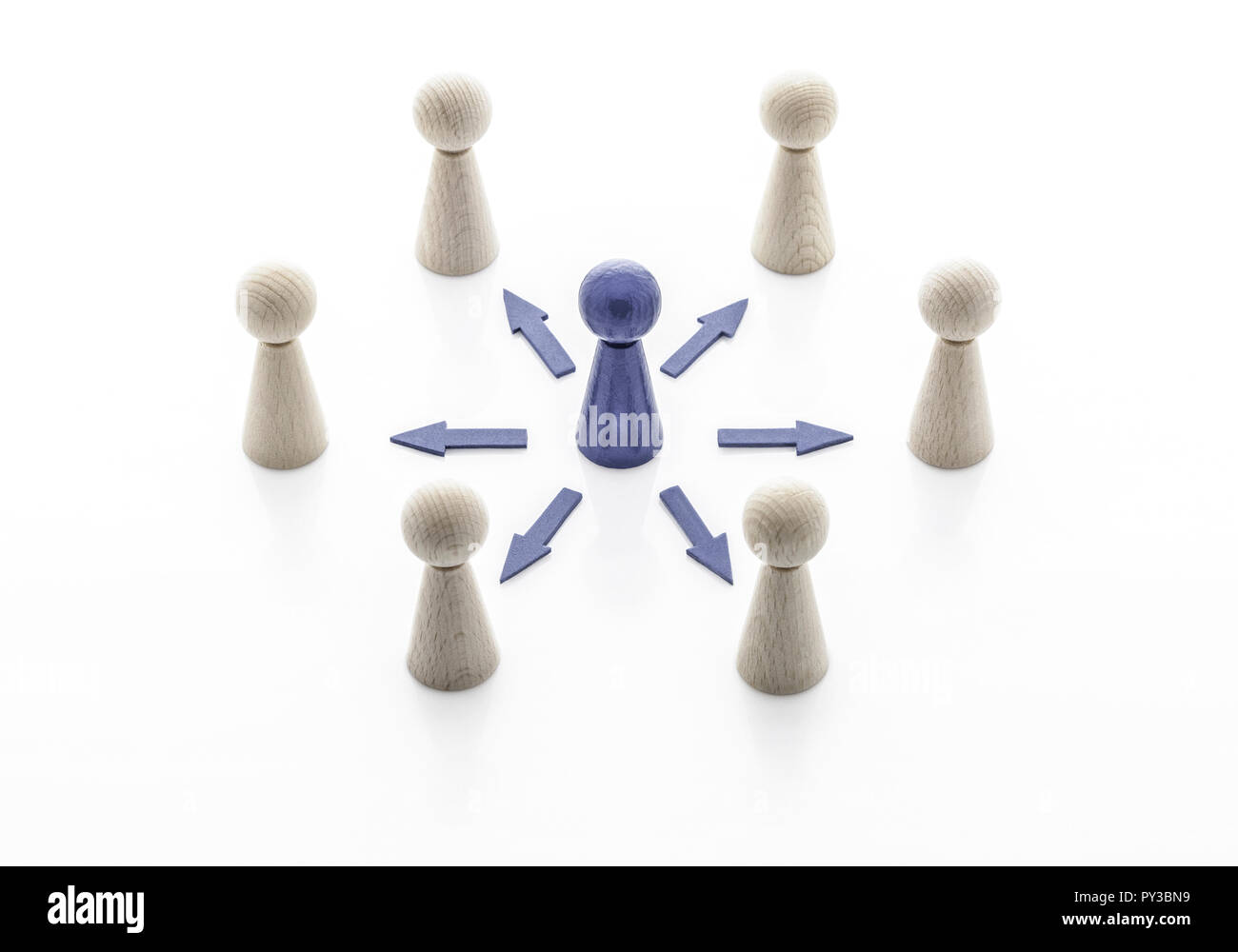 Verbundene figuren Ausgeschnittene Stockfotos und -bilder - Alamy