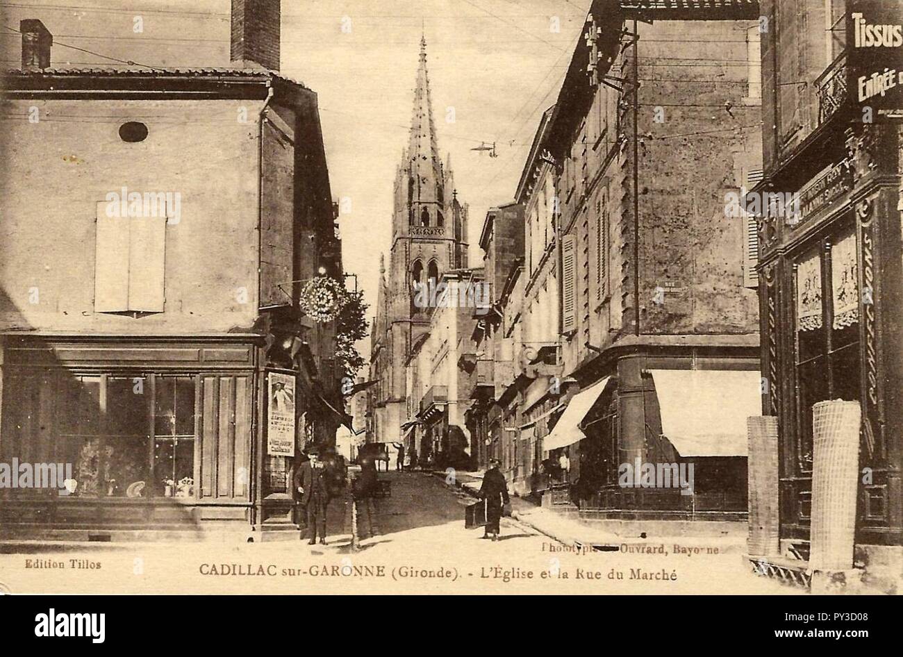 Cadillac-sur-Garonne - Rue du Marche. Stockfoto