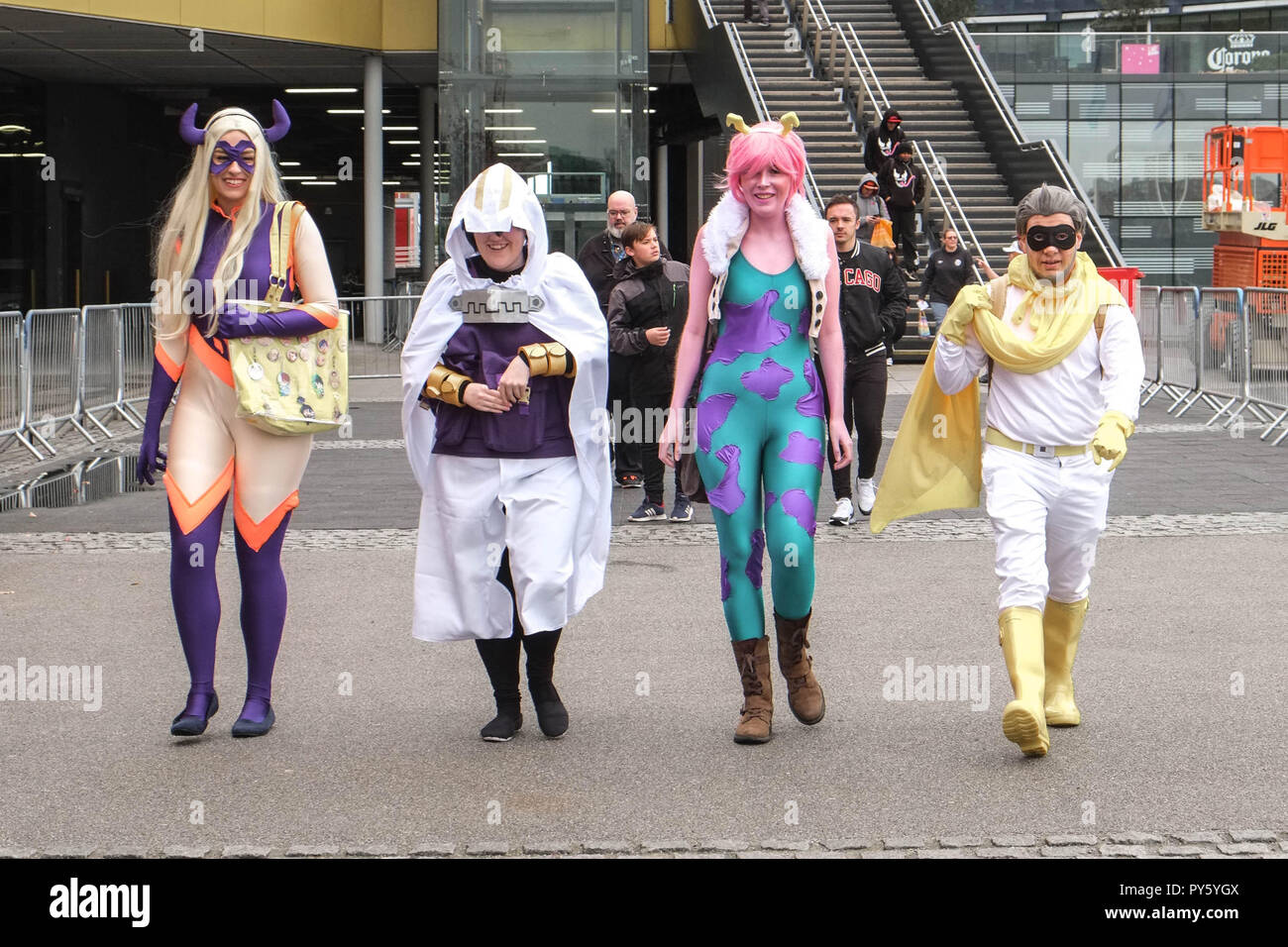 London, 26. Oktober 2018. Comic Con Fans machen sich auf den Weg zu dieser Jahre Comic Con Convention bei Excel Arena in East London statt. Credit: Claire Doherty/Alamy leben Nachrichten Stockfoto