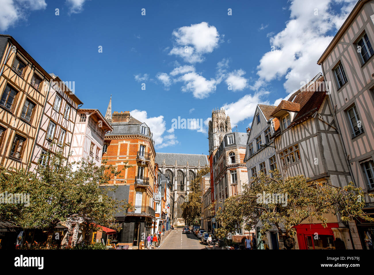 Rouen Frankreich Stadt Stockfotos Und Bilder Kaufen Alamy
