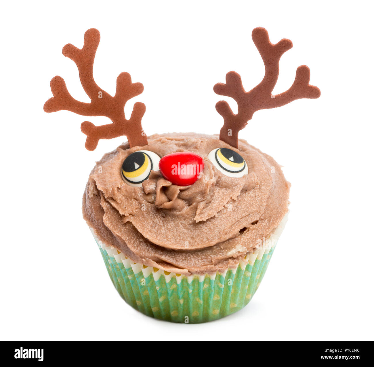 Christmas Cupcake auf weißem Hintergrund vor weißem Hintergrund Stockfoto