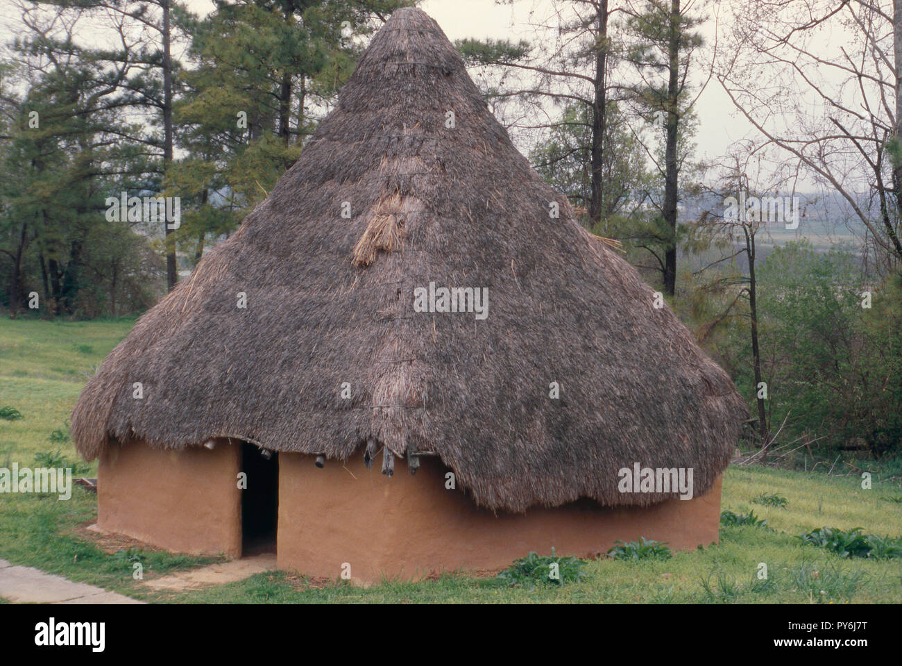 Rekonstruierte Chucalissa Native American Hütte auf dem Mississippi, Tennessee. Foto Stockfoto