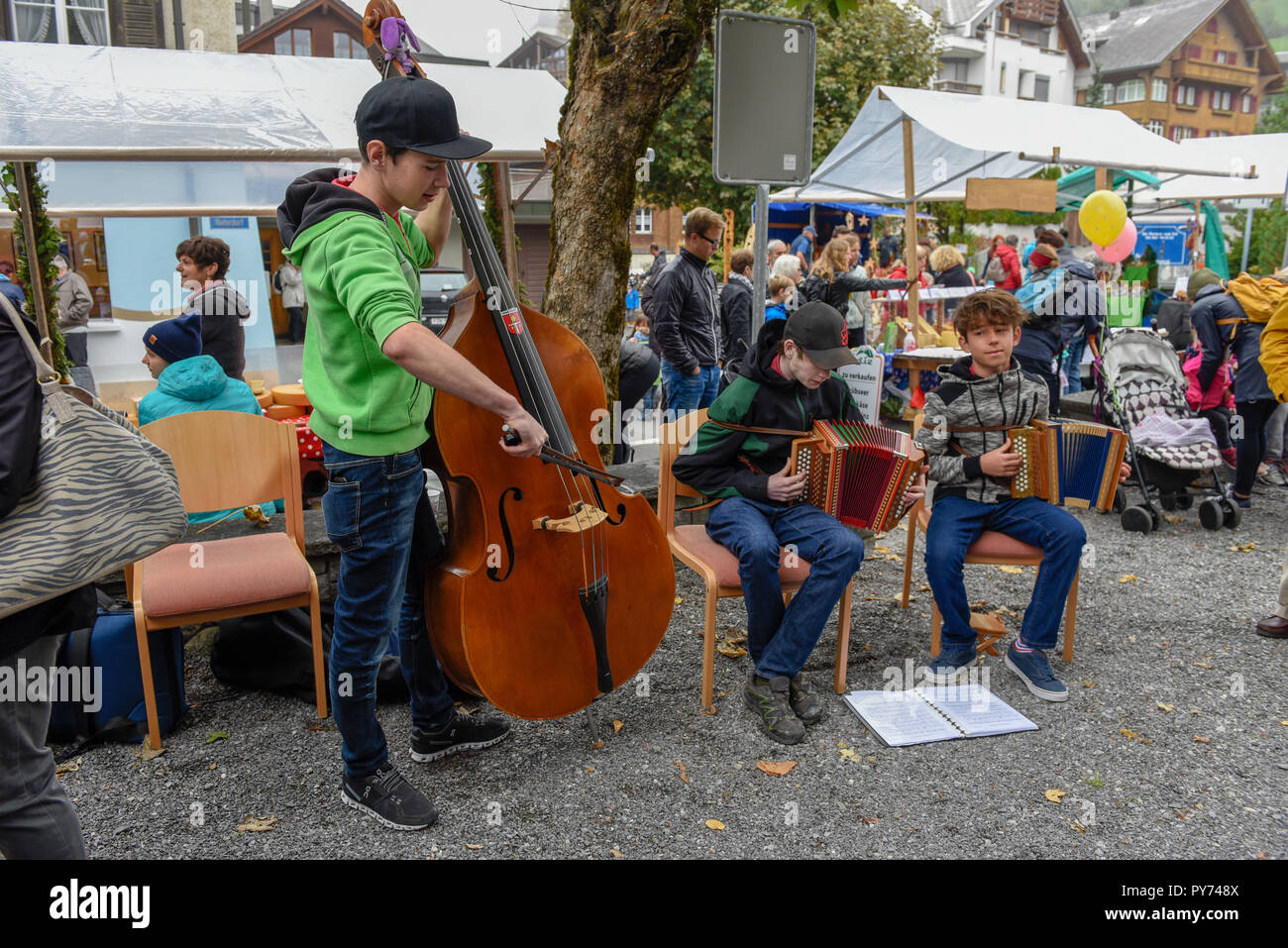 Engelberg, Schweiz - 29 September 2018: Traditionelle Musik Gruppe in Engelberg in den Schweizer Alpen Stockfoto