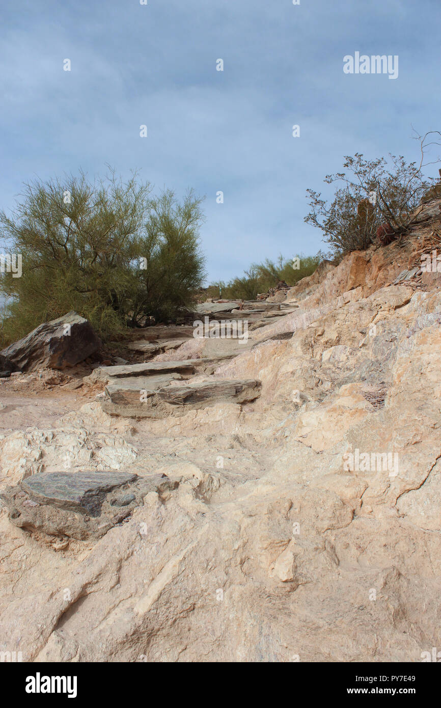 Rocky Wanderweg am Piestewa Summit Trail in Phoenix, Arizona Stockfoto