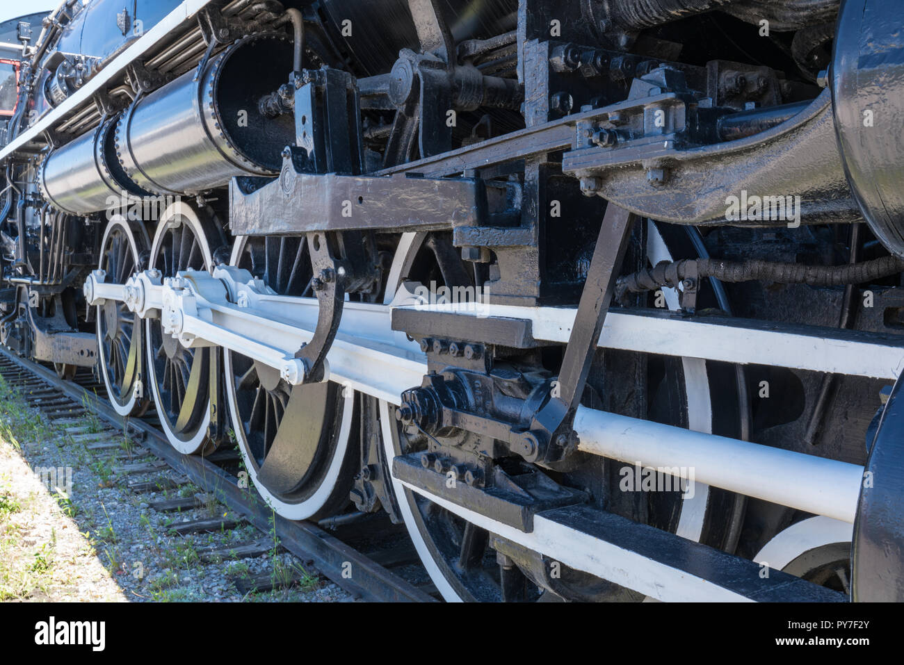 Räder aus der alten Dampfeisenbahn Lokomotive Stockfoto