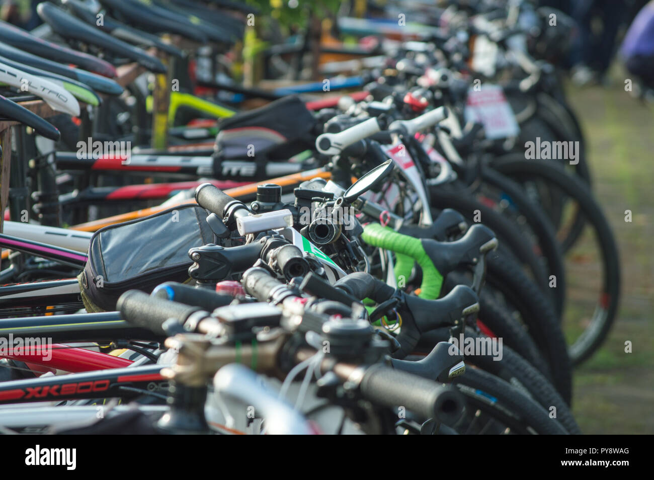 Chiang Rai, Thailand - 14. Oktober 2018: mehr als 2 Tausend von Radfahrern in der "Fahrrad für Chiangrai Spiele". Der Teil der Fahrrad. Stockfoto
