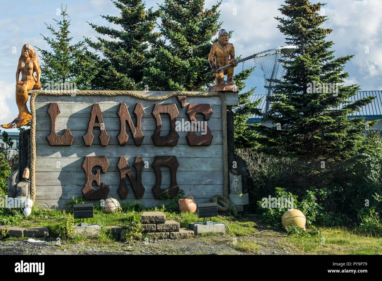 Land's end sign, Homer Spit, Homer, Kenai Fjords National Park, Alaska, USA. Stockfoto