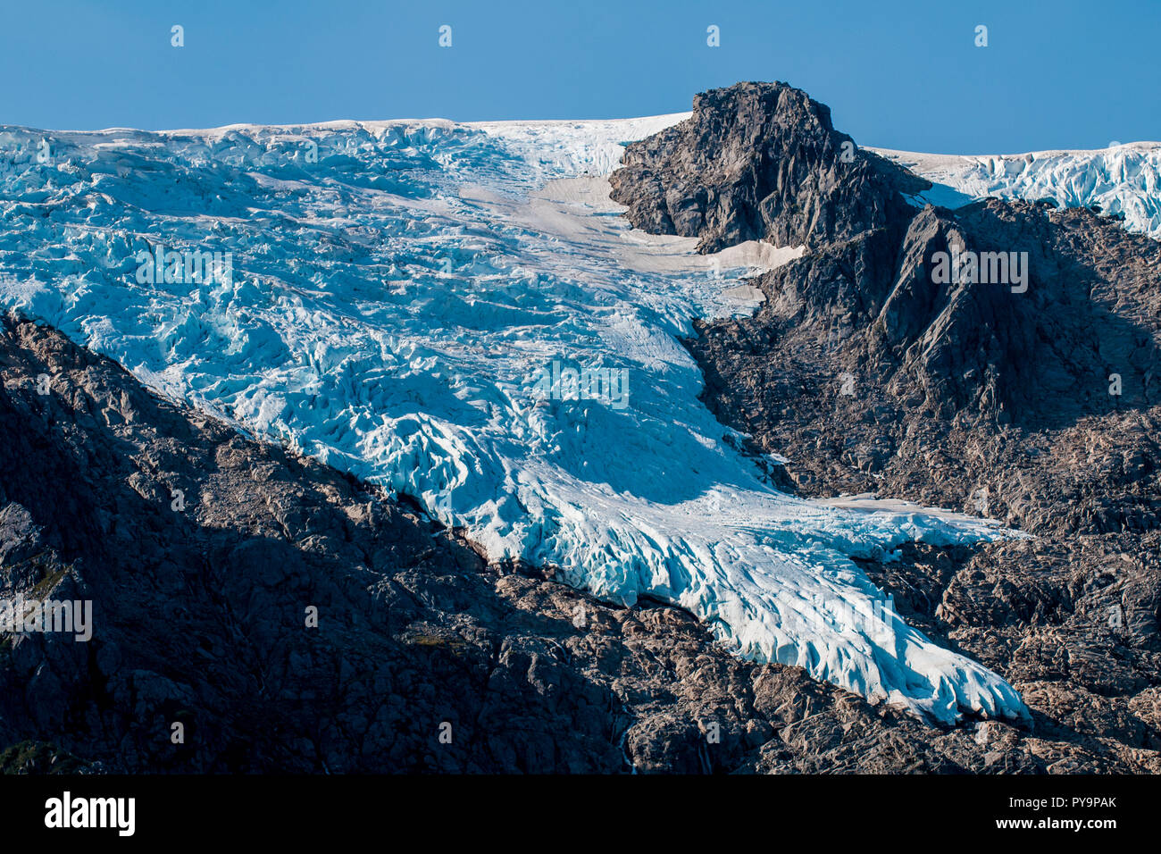 Hängegletscher, Harding Icefield, Kenai Fjords National Park, Alaska, USA. Stockfoto