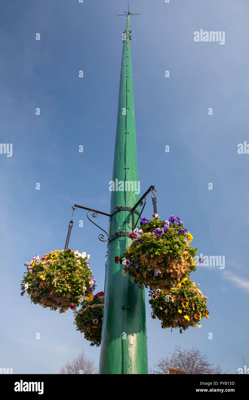 Der Maibaum in Otley, West Yorkshire - das Höchste permanente Maibaum in Großbritannien Stockfoto