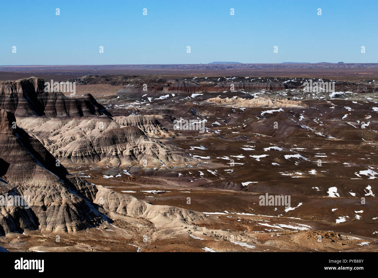 Eine andere Seite Der Petrified Forest National Park mit Schnee in Arizona. Stockfoto