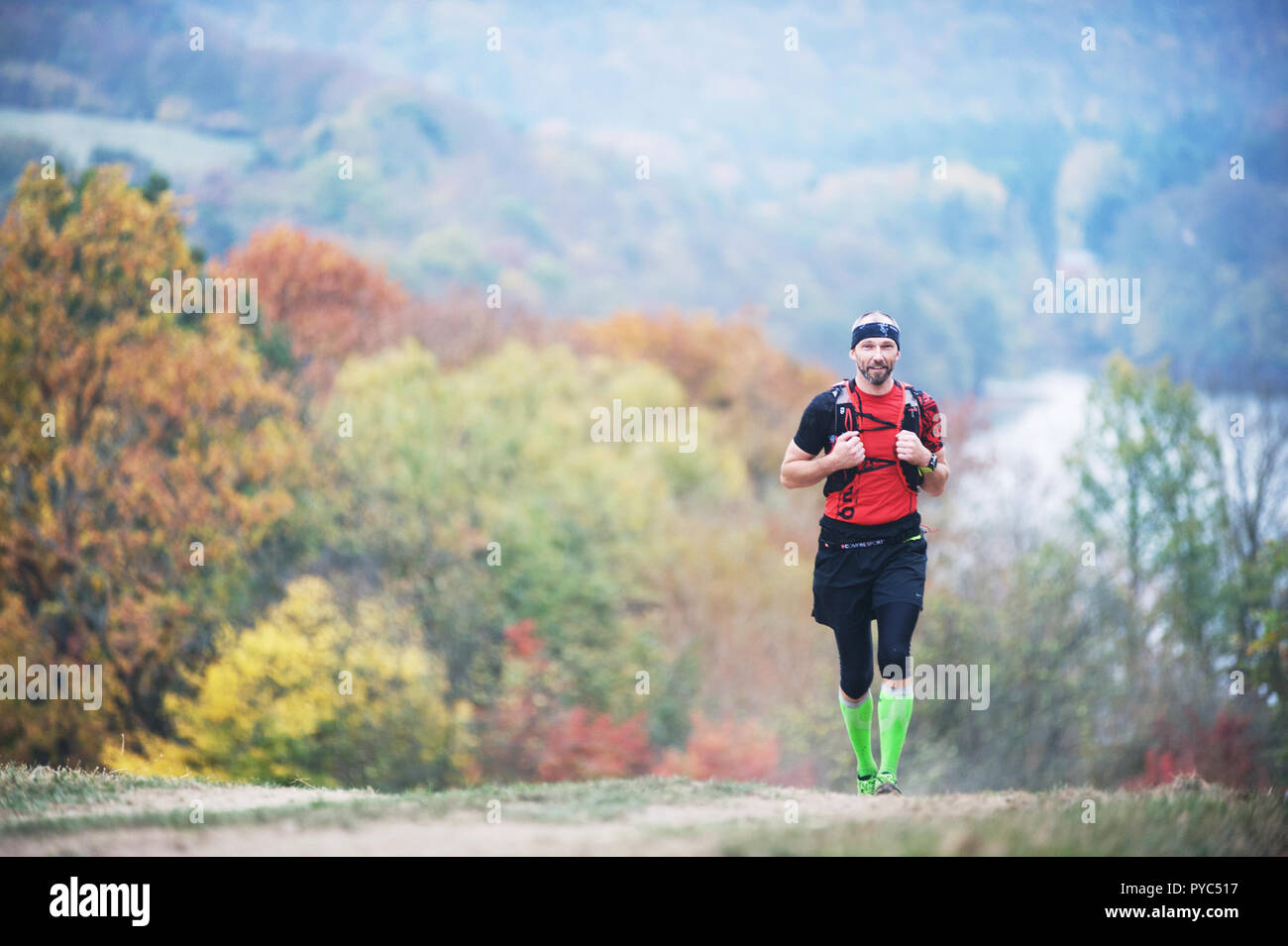 Tschechische Republik, SLAPY, Oktober 2018: Trail Maniacs laufen Wettbewerb. Stockfoto