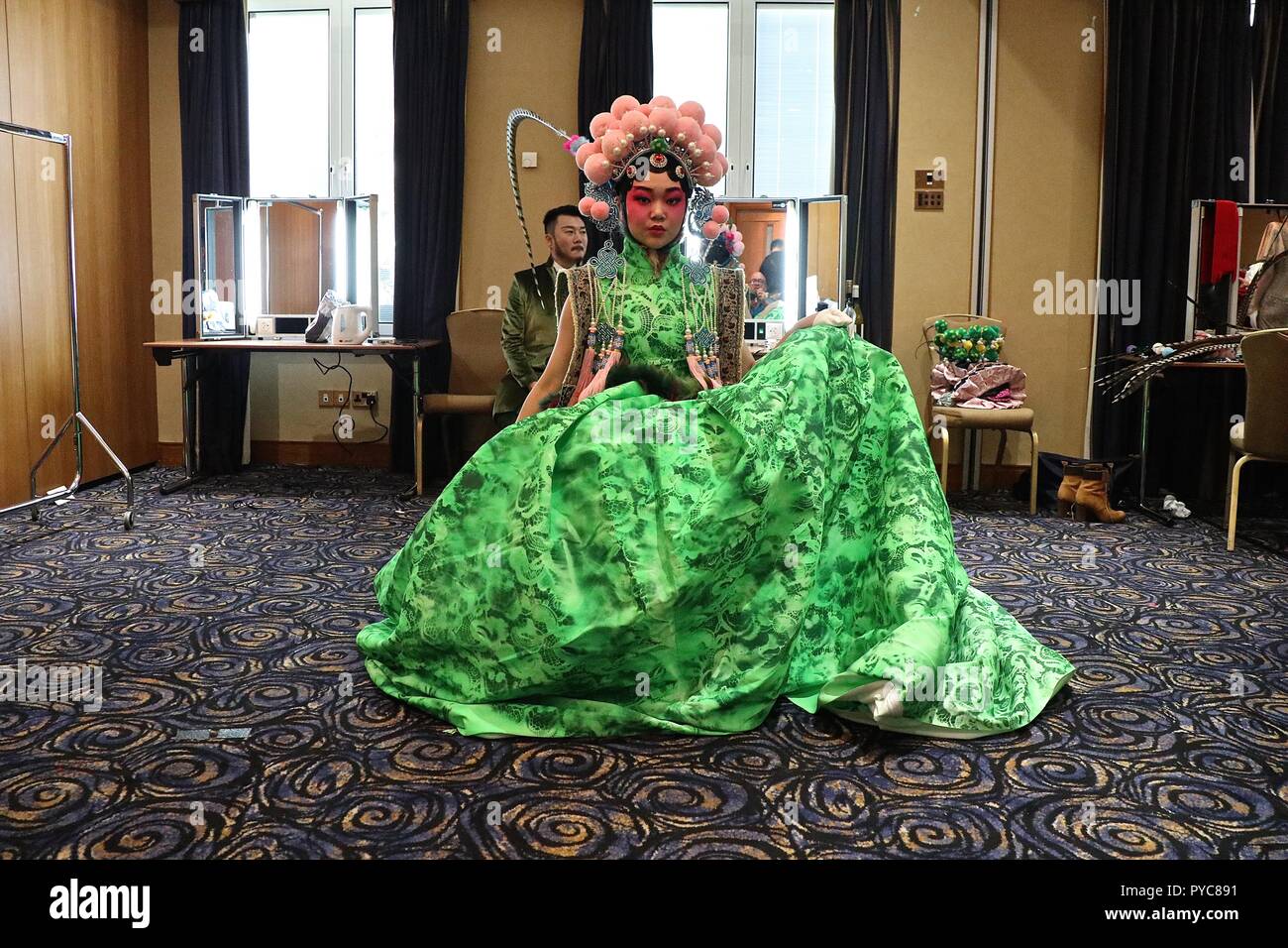 Sie Guang Hu Couture Show Backstage Stockfoto