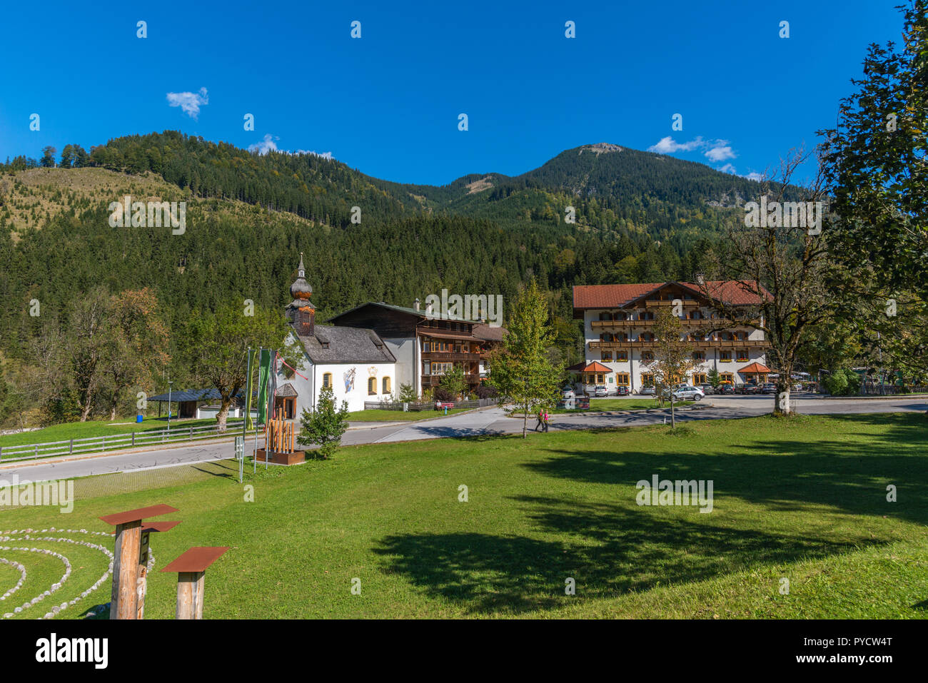 Alpine Dorf Hinterriss, die österreichischen Alpen, Tirol, Österreich, Europa Stockfoto