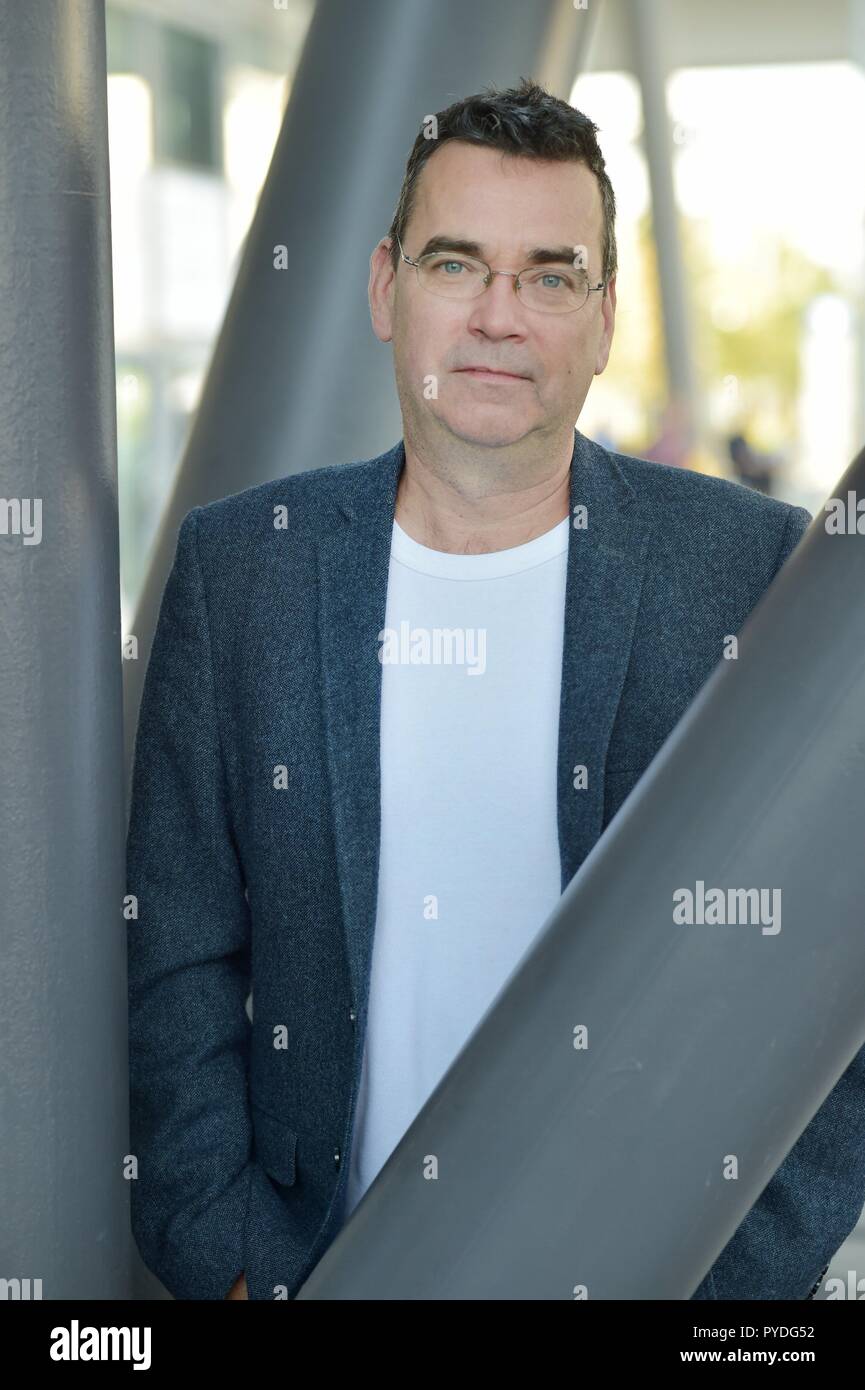 Mick Herron im Oktober 2018 auf der Frankfurter Buchmesse. | Verwendung weltweit Stockfoto