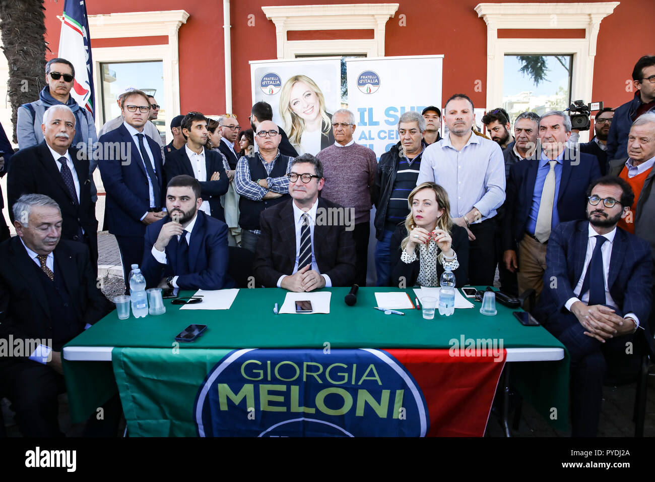 Giorgia Meloni, Führer der Fratelli d'Italia (Brüder aus Italien) Partei, in Matera (Kulturhauptstadt Europas 2019) für die allgemeinen Zustände im Süden von ihrer Partei Stockfoto