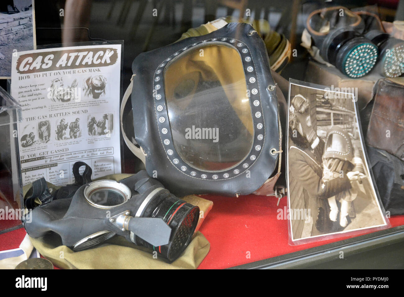 Gasmasken an der Wir treffen wieder WW2 Museum, Freiston Freiston, Ufer, Lincolnshire, England, Großbritannien Stockfoto