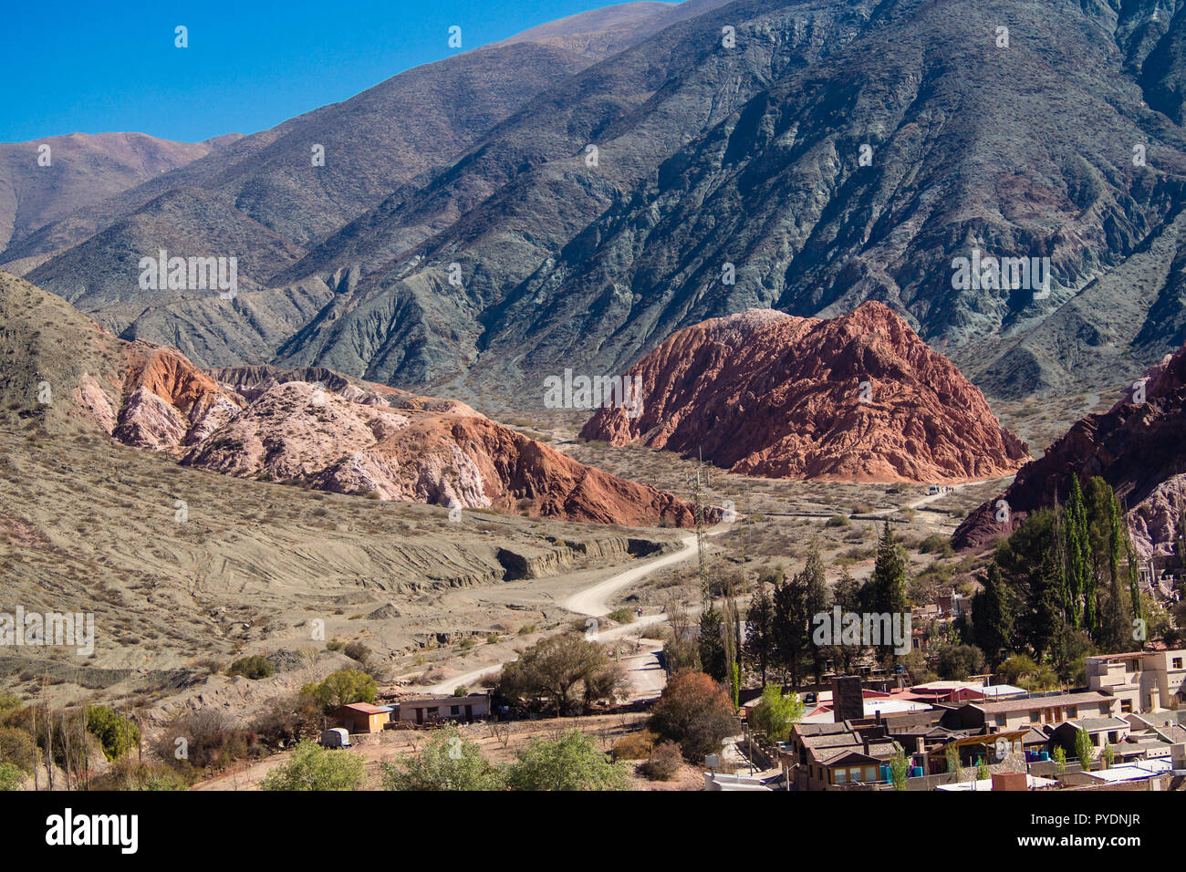 Paseo de los Colorados in Purmamarca, 7 Farben Berg im Nordwesten von Argentinien, Quebrad de Humahuaca Stockfoto