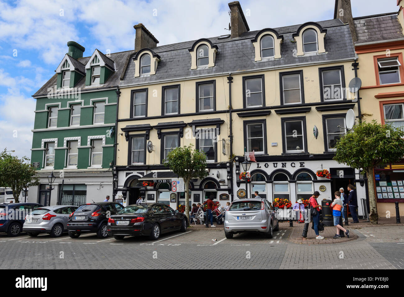 Rob Roy traditionellen Irish Pub auf Pearse Square, Cobh, County Cork, Republik von Irland Stockfoto