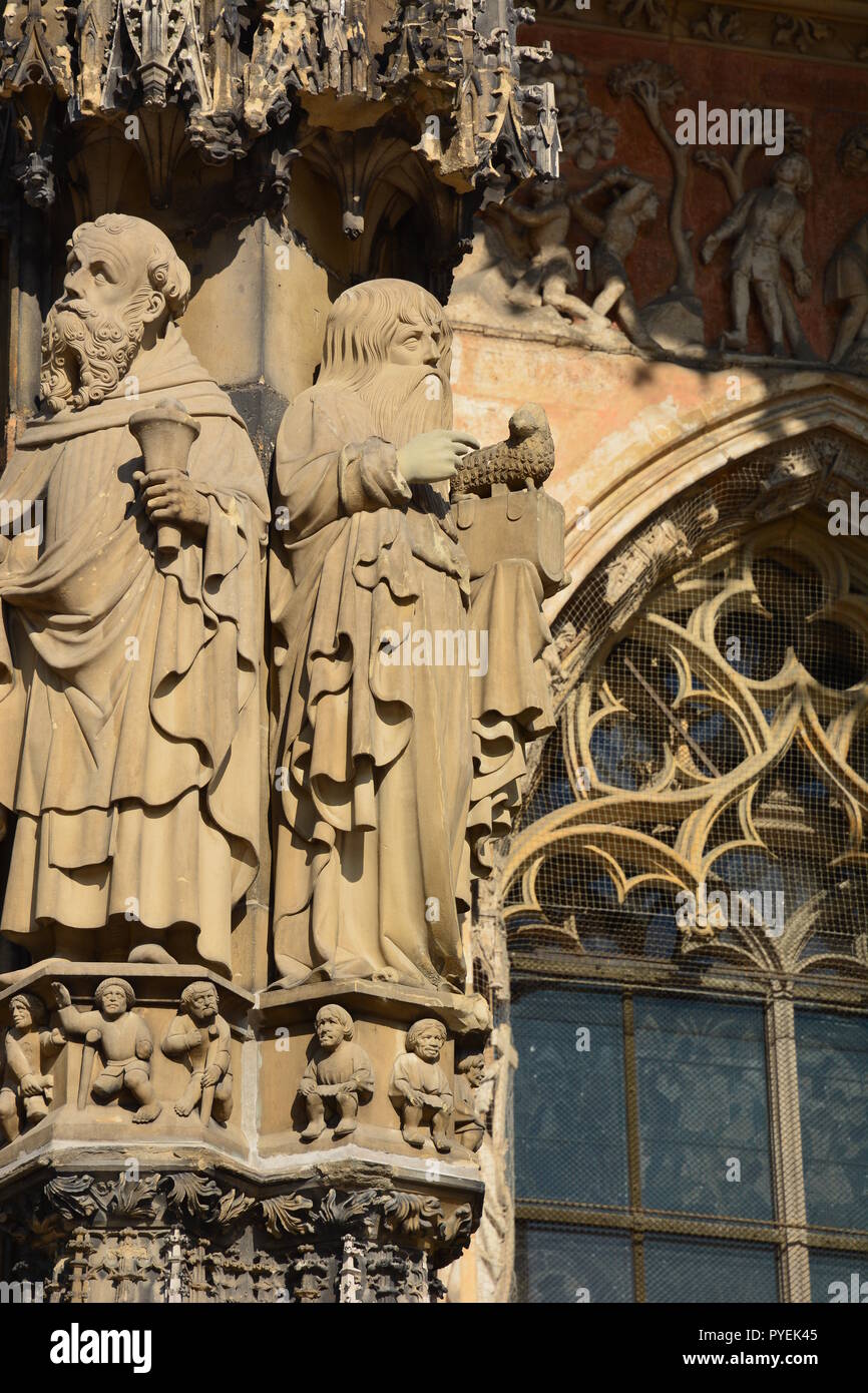 Ulm, Deutschland - Detailansicht der Ulmer Münster in der historischen Stadt Ulm, Deutschland Stockfoto