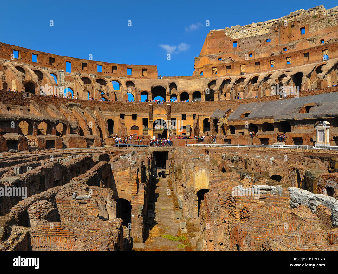 Besuchen Kolosseum - Flavischen Amphitheater. Rom, Italien Stockfoto