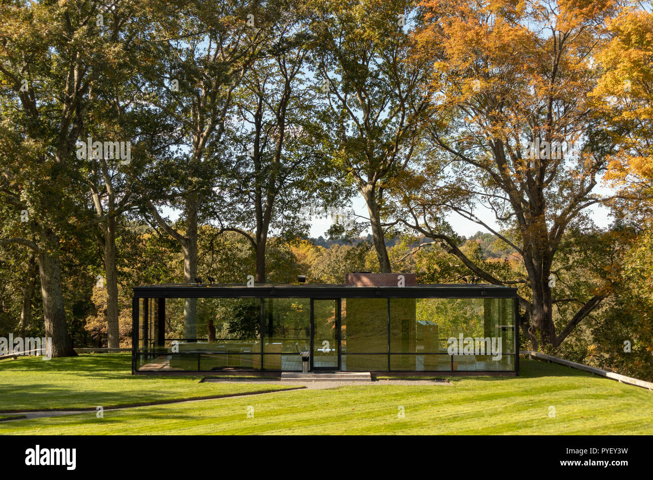 Das Glashaus oder Johnson Haus, 1949 erbaut, ist heute ein historisches Haus Museum von Philip Johnson in Norwalk, CT, USA Stockfoto