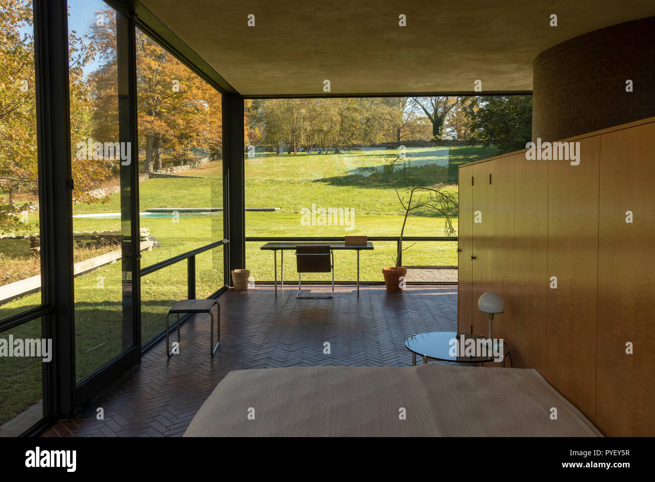 Das Glashaus oder Johnson Haus, 1949 erbaut, ist heute ein historisches Haus Museum von Philip Johnson in Norwalk, CT, USA Stockfoto