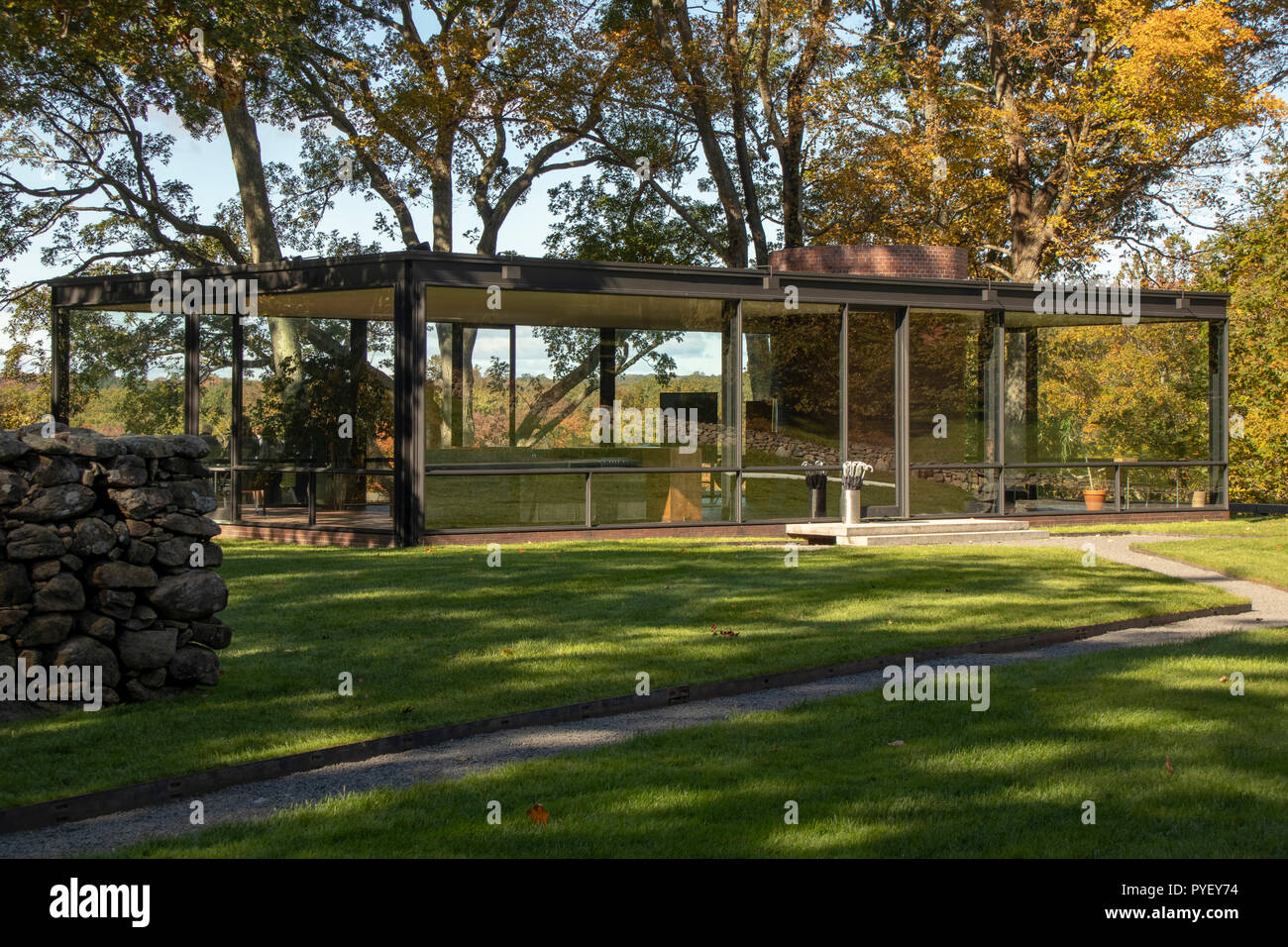 Das Glashaus oder Johnson Haus, 1949 erbaut, ist heute ein historisches Haus Museum von Philip Johnson in Norwalk, CT, USA Stockfoto