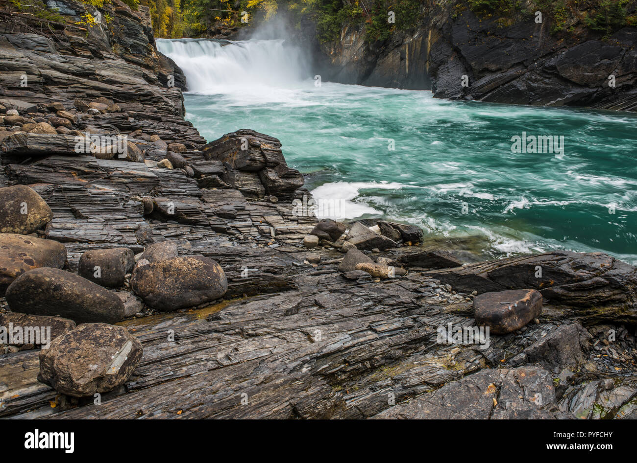 Overlander fällt, Fraser River, der Mount Robson Provincial Park, British Columbia, Kanada, von Bruce Montagne/Dembinsky Foto Assoc Stockfoto