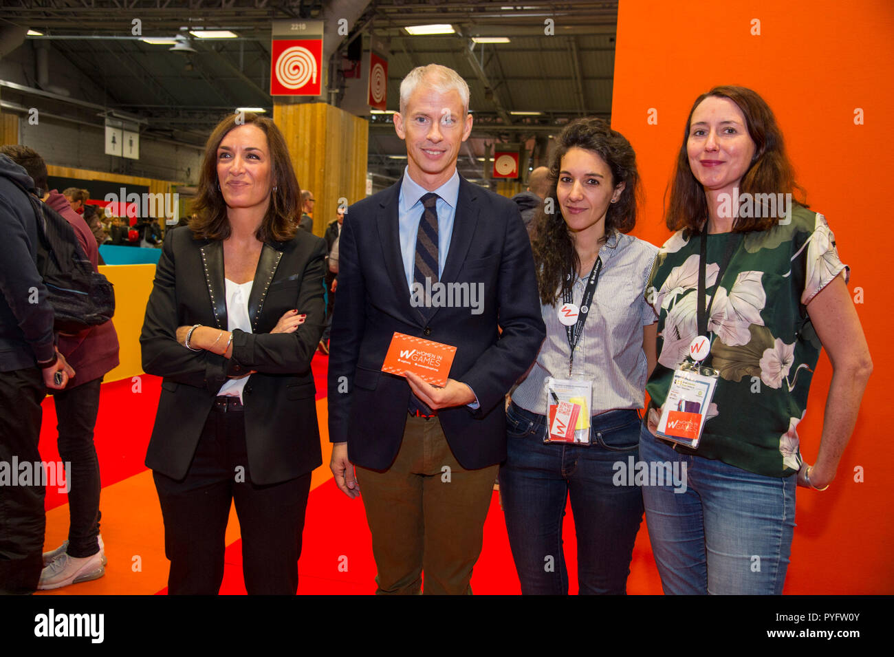 Franck Riester französischer Minister für Kultur gesehen, die in der Lounge (Anzeigen) während das Spiel fair. Die 2018 Paris Spiele Woche fair ist eine video Spiele Ausstellung von Versailles nach Paris. Stockfoto