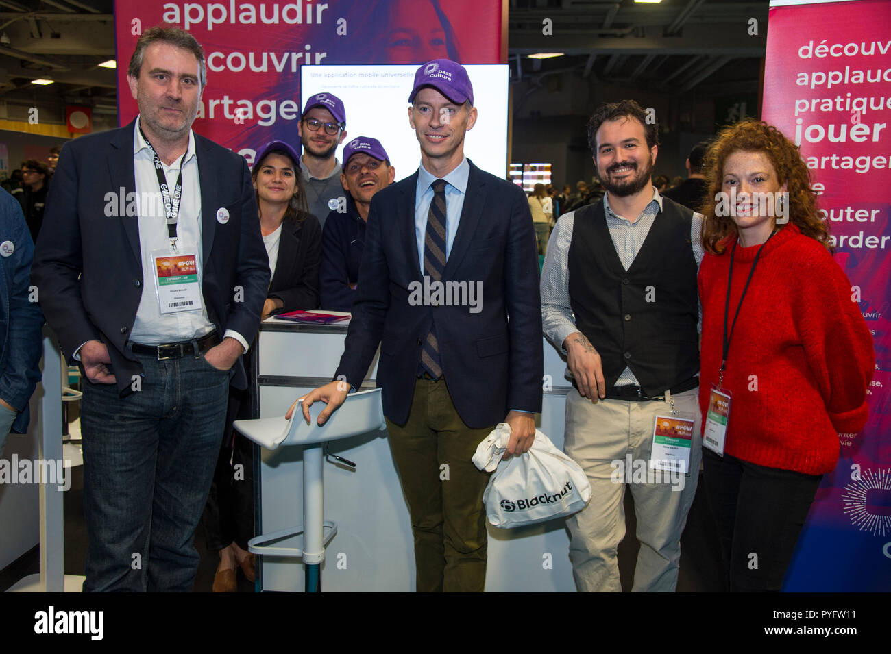 Franck Riester französischer Minister für Kultur gesehen, die in der Lounge (Anzeigen) während das Spiel fair. Die 2018 Paris Spiele Woche fair ist eine video Spiele Ausstellung von Versailles nach Paris. Stockfoto